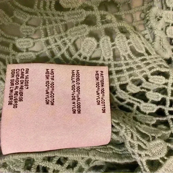 Simply Noelle Crochet Tank - Picture 5 of 9